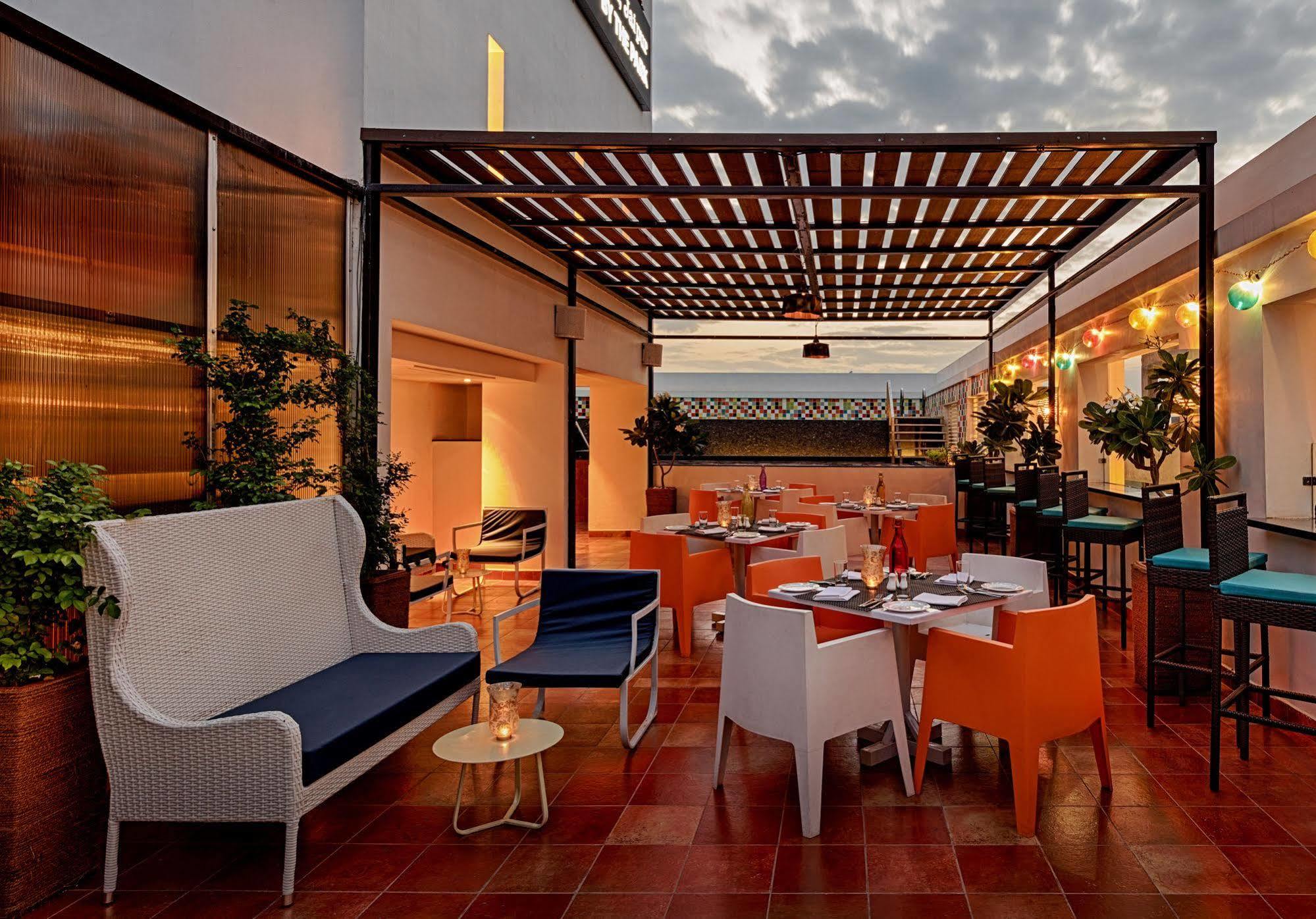 Zone By The Park , Bani Park Jaipur Otel Dış mekan fotoğraf